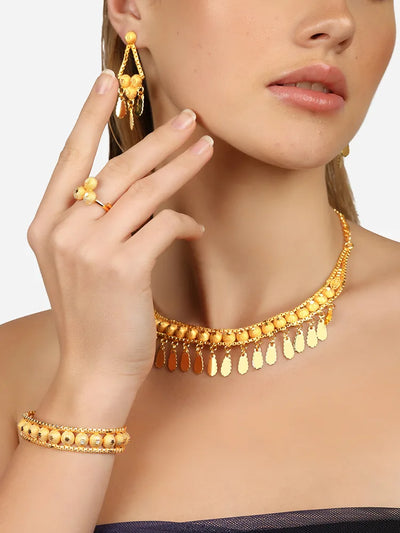 The Heeramoti Heritage Set - Where Heritage Meets Haute Couture hover