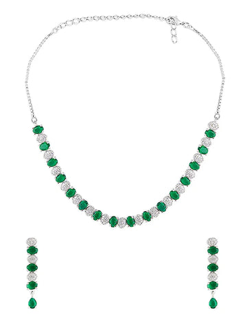 NatureÕs Green Stone Necklace - Gracefully Arranged in a Delicate Foliage Design