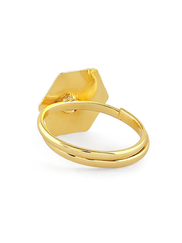 ƒclat Royal (pronounced ay-klah rwa-yal) - A Radiant Gold Set That Blends Charm with Elegance