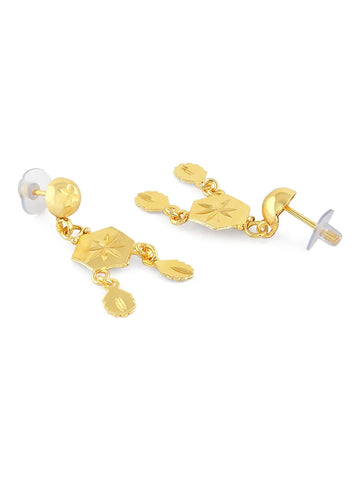 ƒclat Royal (pronounced ay-klah rwa-yal) - A Radiant Gold Set That Blends Charm with Elegance